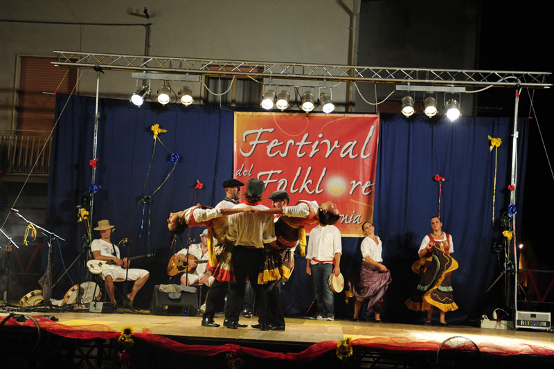 festa del folklore - 16 agosto 2009 - mc043