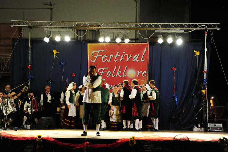 festa del folklore - 16 agosto 2009 - mc115