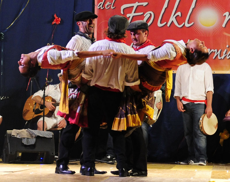 festa del folklore - 16 agosto 2009 - mc044