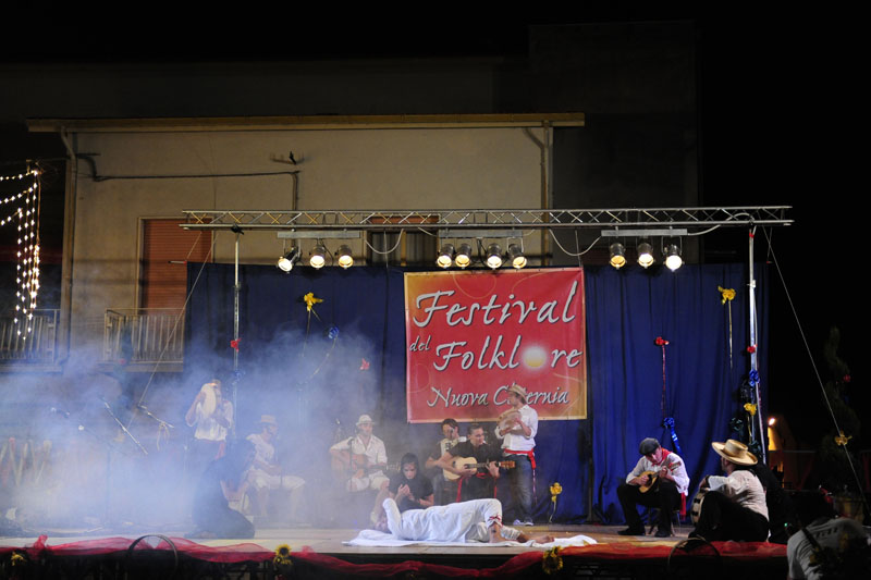 festa del folklore - 16 agosto 2009 - mc050