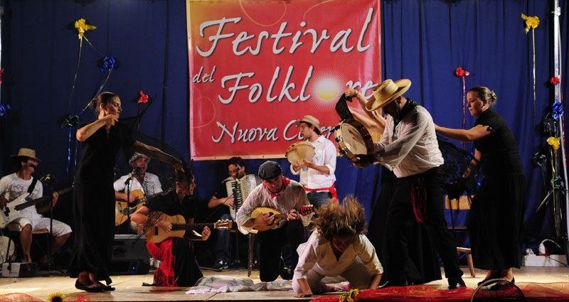 festa del folklore - 16 agosto 2009 - mc056