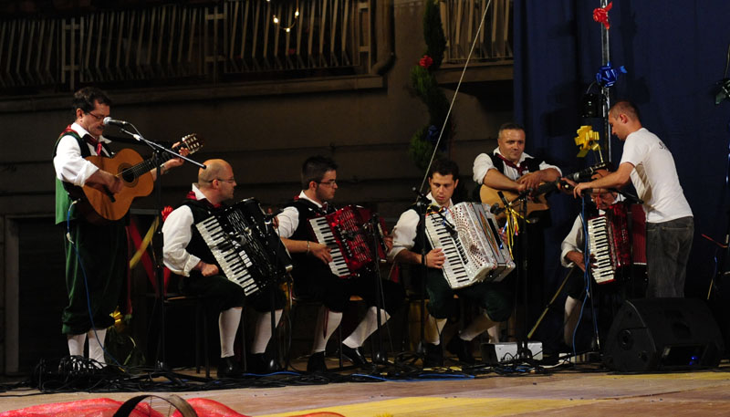 festa del folklore - 16 agosto 2009 - mc063