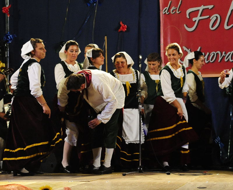 festa del folklore - 16 agosto 2009 - mc092