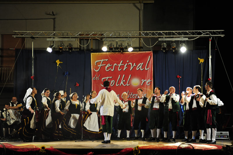 festa del folklore - 16 agosto 2009 - mc095
