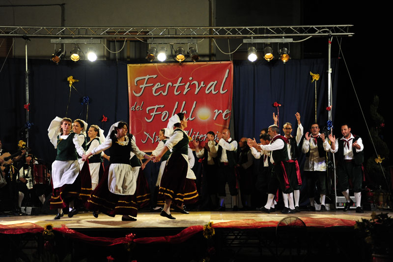 festa del folklore - 16 agosto 2009 - mc099