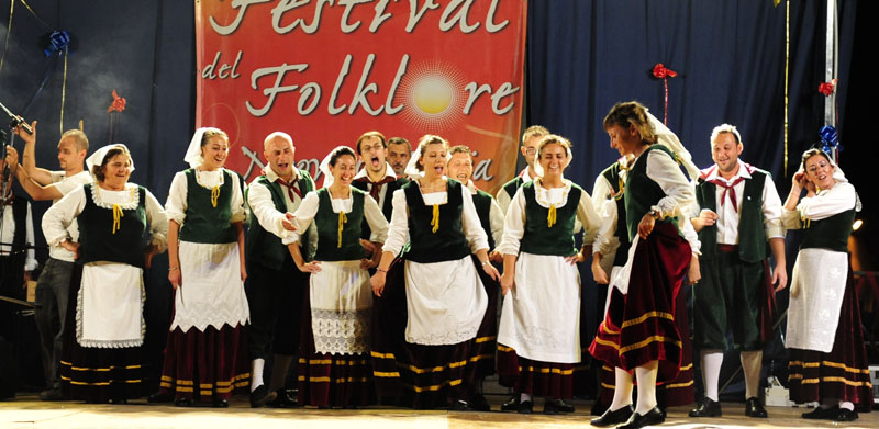 festa del folklore - 16 agosto 2009 - mc105