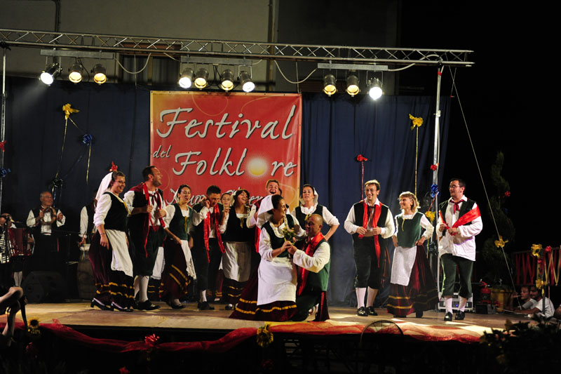 festa del folklore - 16 agosto 2009 - mc142
