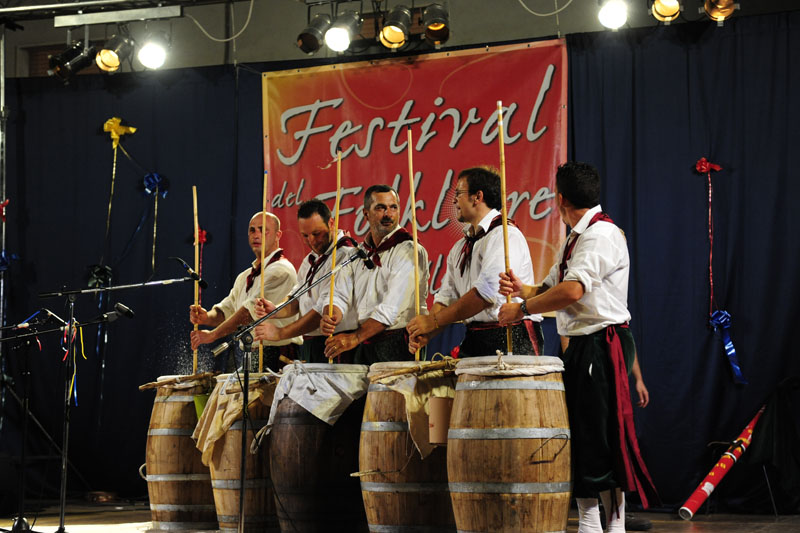 festa del folklore - 16 agosto 2009 - mc171