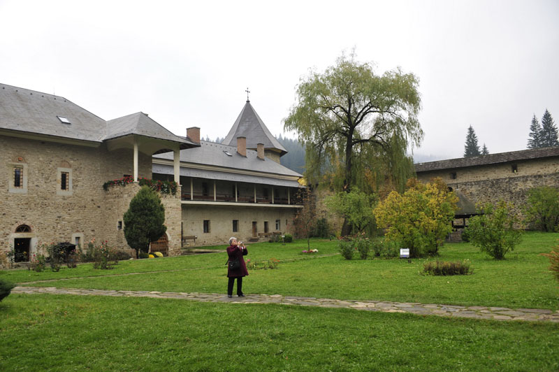 bucovina - rotary Cusago Visconteo 2010 - foto 0137