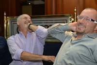 2 stupidi